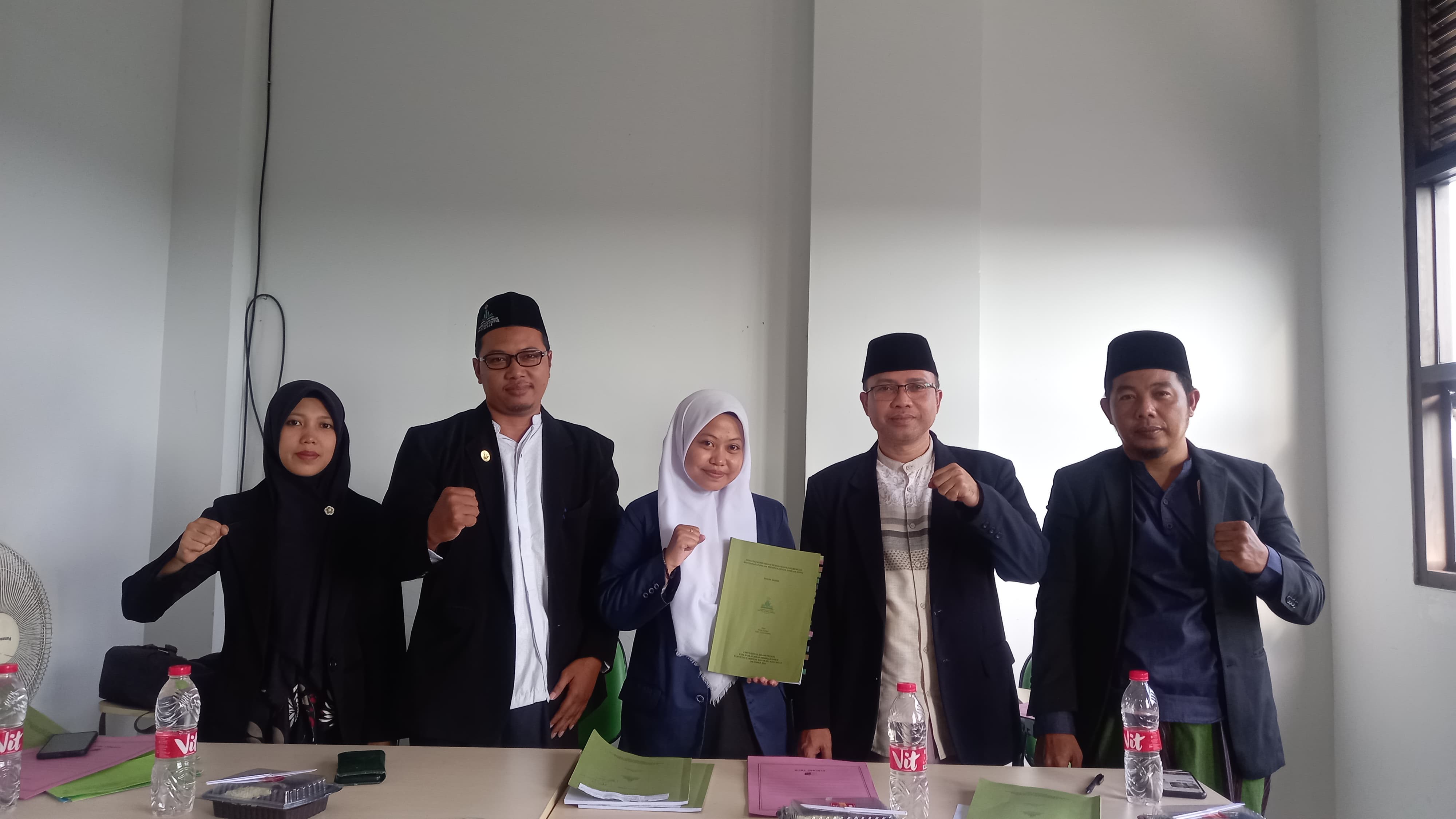 Lulusan Prodi MPI FTIK UINKHAS Jember Pertama Lulus Tanpa Skripsi: Hilda Yulianti